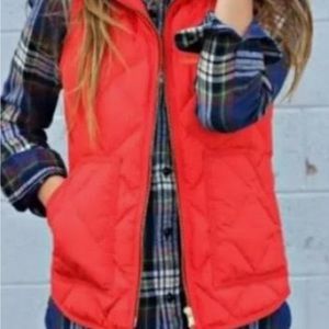 J Crew REVERSIBLE Blood orange Quilted Vest size M
